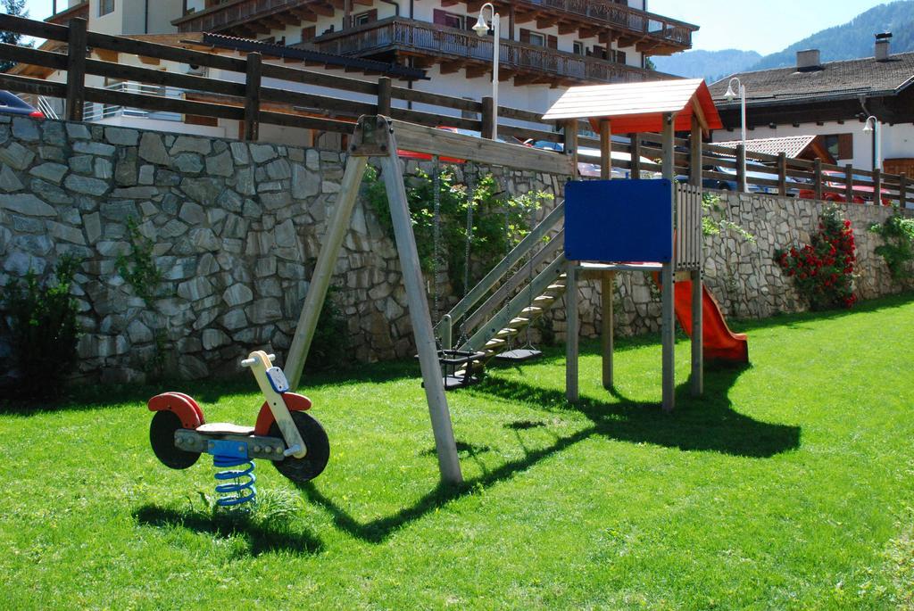 Apart Residence Rautal ***S San Vigilio Di Marebbe Exterior photo
