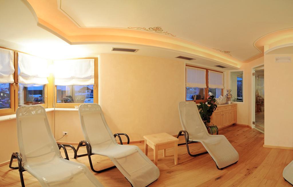 Apart Residence Rautal ***S San Vigilio Di Marebbe Exterior photo