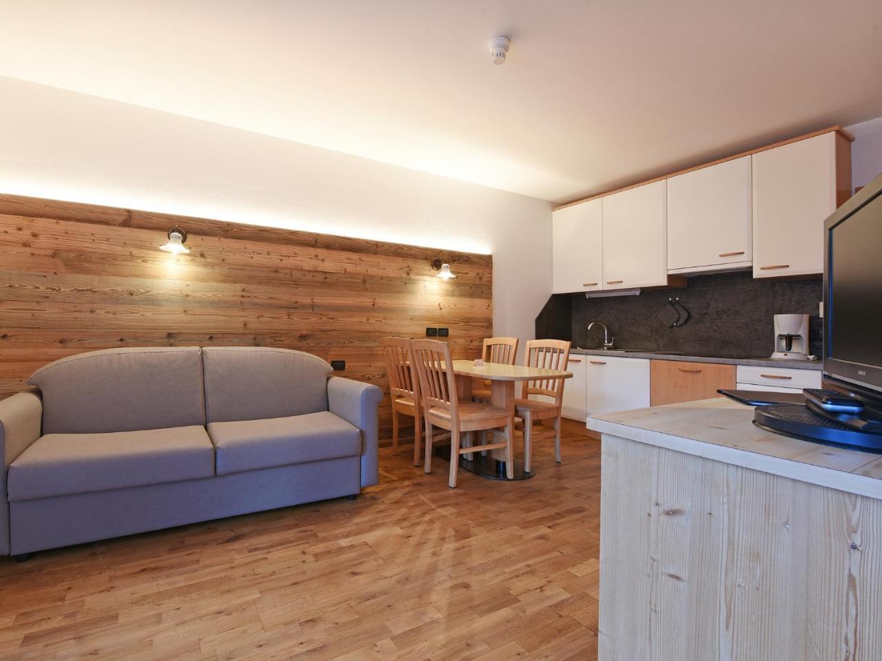 Apart Residence Rautal ***S San Vigilio Di Marebbe Exterior photo